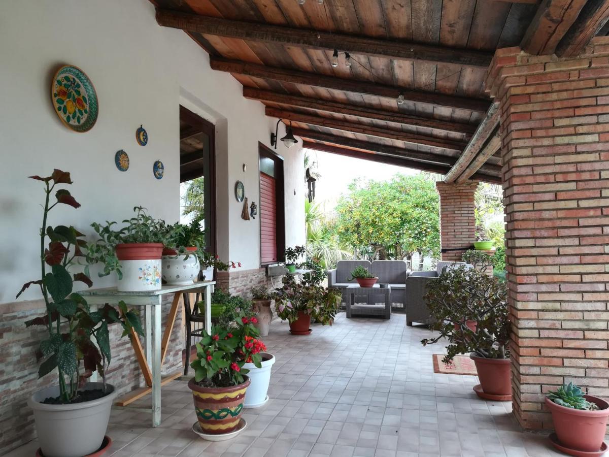 Poggio Vento Country House Hostal Naro Exterior foto