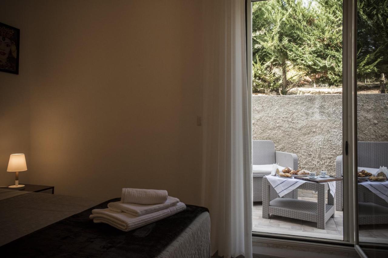 Poggio Vento Country House Hostal Naro Exterior foto