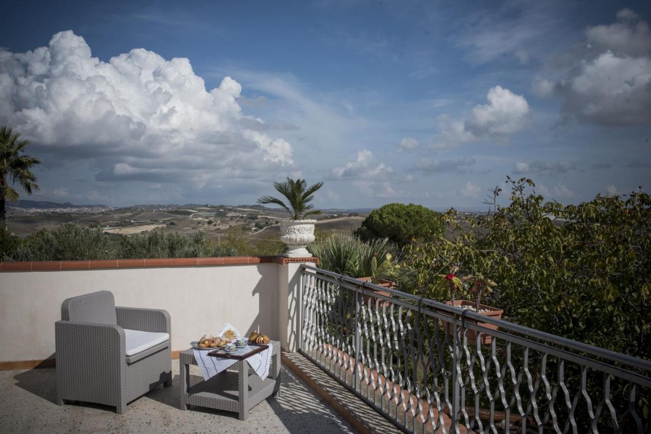 Poggio Vento Country House Hostal Naro Exterior foto